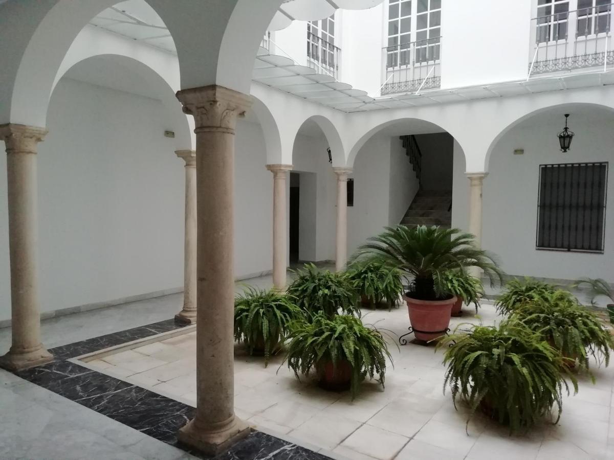 Salotur Tomas De Ibarra, Seville
